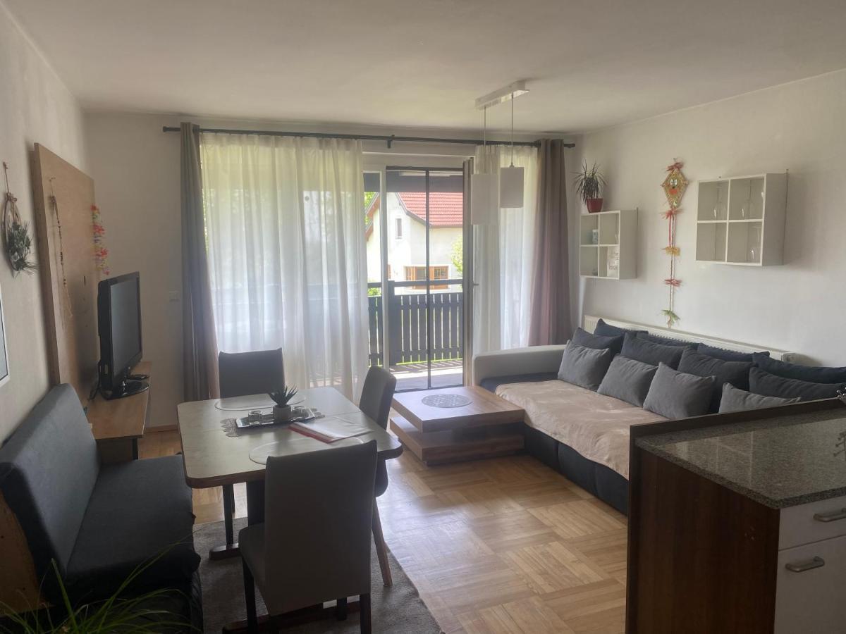 Wohnhaus City Sued Herzogsdorf Екстер'єр фото